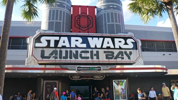 Disneys-Hollywood-Studios-Star-Wars-Launch-Bay.jpg