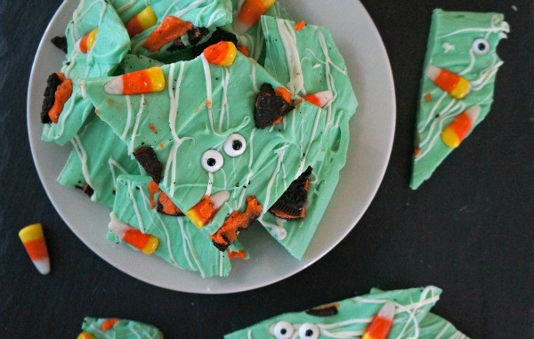 20 Spooky Halloween Party Food Ideas and Snacks for Kids!
