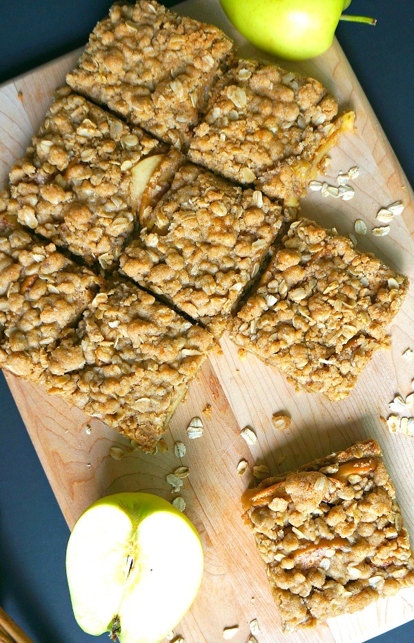 applecinnamonoatmealbarsrecipemadewithfreshapples Honey + Lime