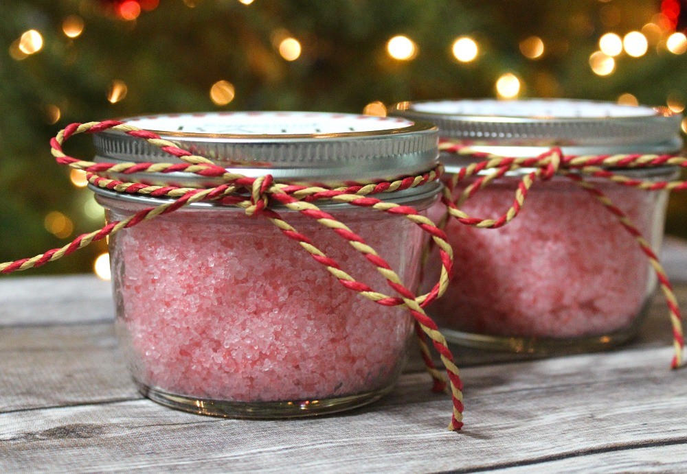 DIY Peppermint Bath Salts In A Jar A Great Homemade Gift Idea!
