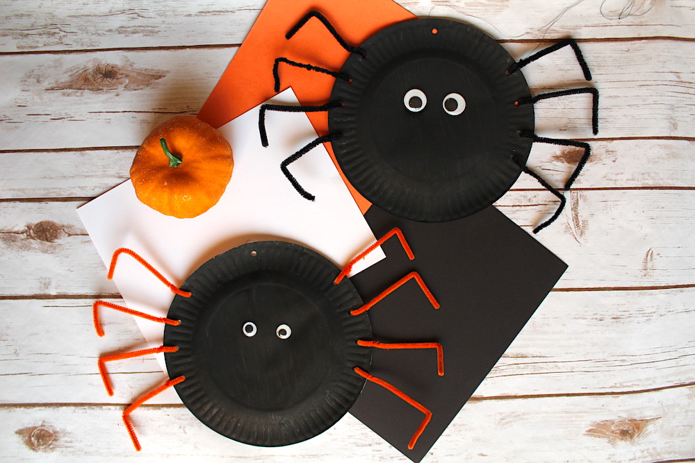 Easy Halloween Paper Plate Spider Craft For Kids Honey Lime Easy Halloween Paper Plate Spider Craft For Kids Honey Lime